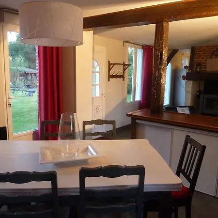 Le Champ Du Coq Tatil Evi Beuzeville